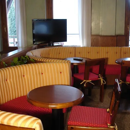 Hotel Adamello 3*