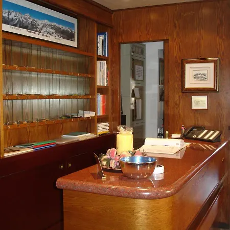 Adamello Hotel Temu